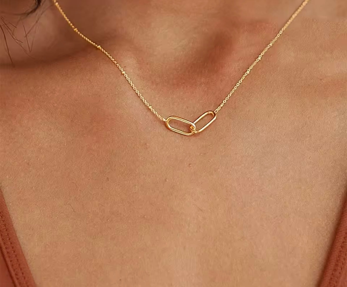 Paperclip linked infinity necklace