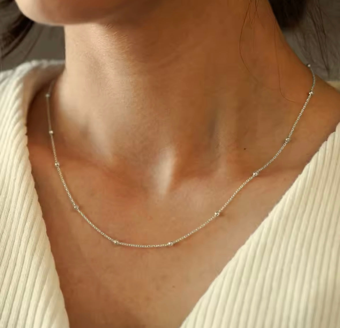 Silver bead chain necklace